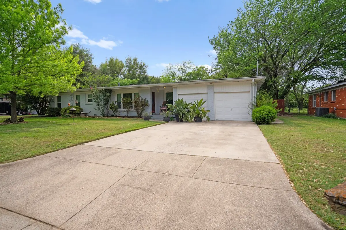 1106 Warden Street, Benbrook, TX 76126 - #1