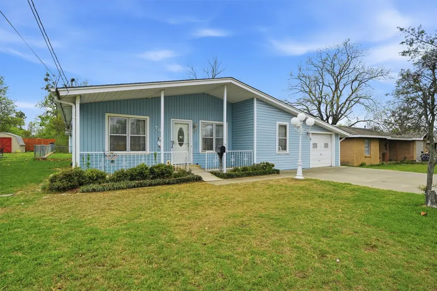 704 Abney Street, Whitesboro, TX 76273 - #3