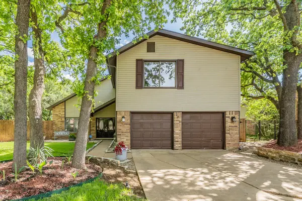 3008 Glenwood Court, Bedford, TX 76021