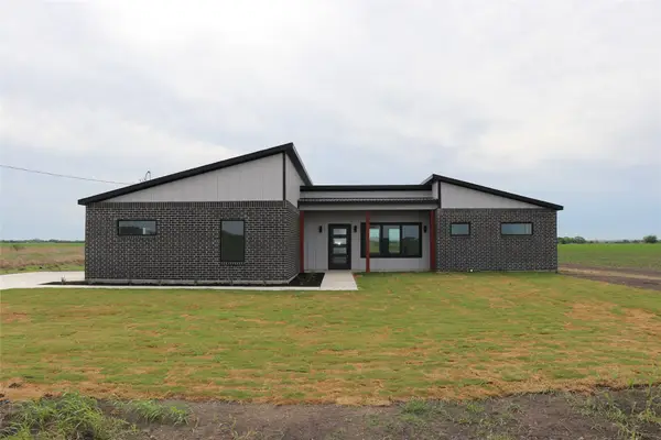 2091 Goodwyn Road, Avalon, TX 76623