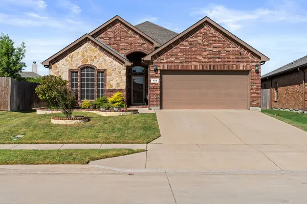 520 Delgany Trail, Fort Worth, TX 76052