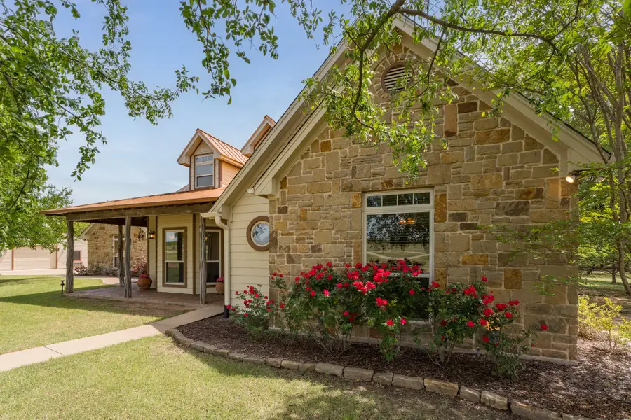 3401 Old Barn Court, Granbury, TX 76048 - #2