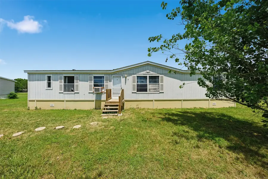 154 Hillside Drive, Troy, TX 76579 - #2