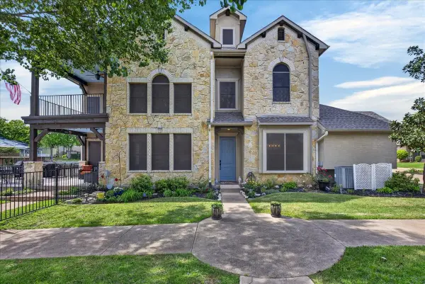 128 Marina Drive, Mabank, TX 75156