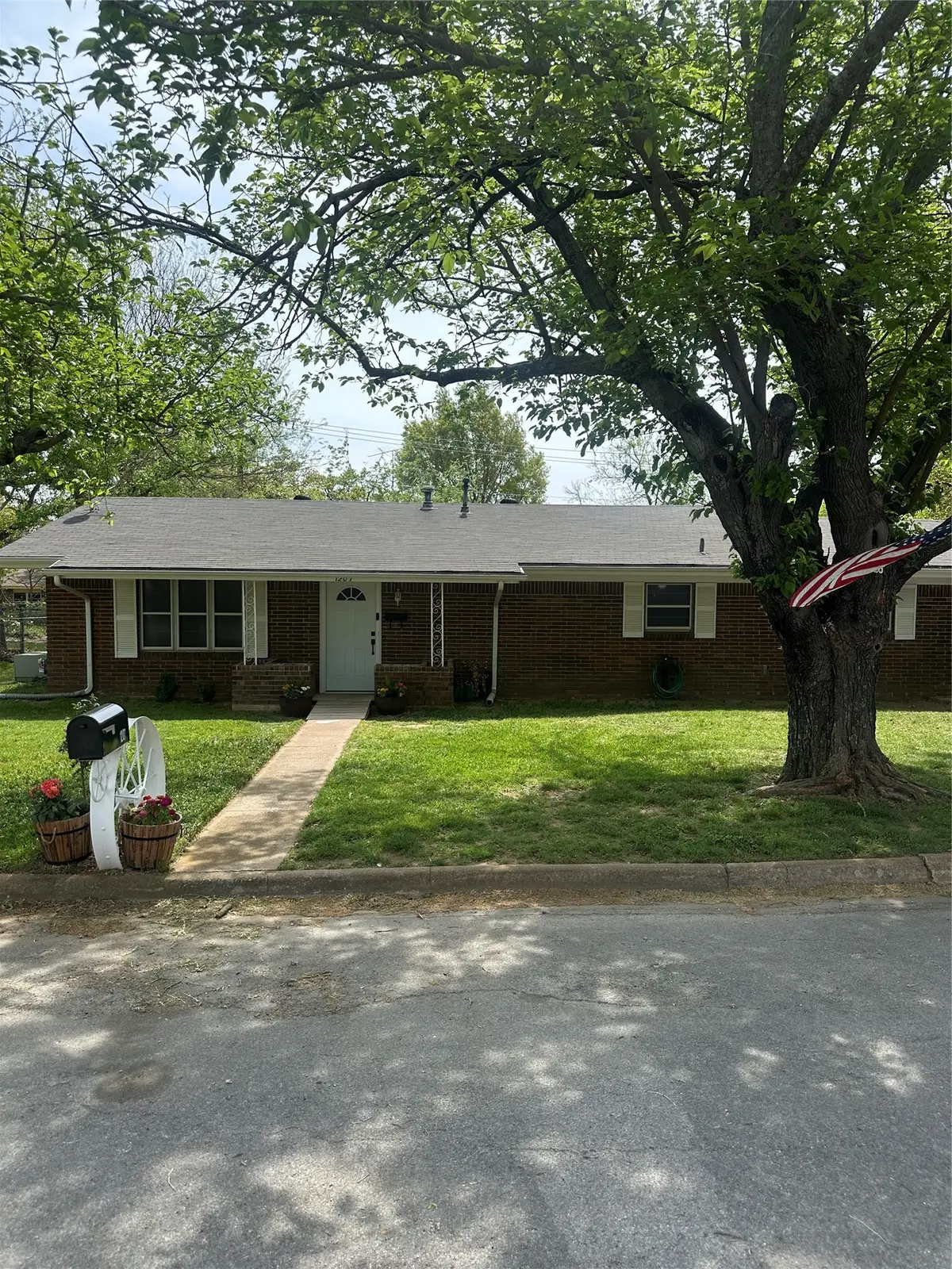 1207 Pebble Street Street, Bowie, TX 76230 - #1
