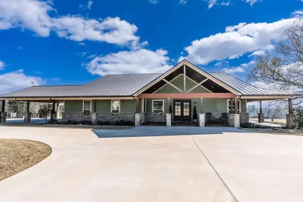 401 An County Road 138, Elkhart, TX 75839