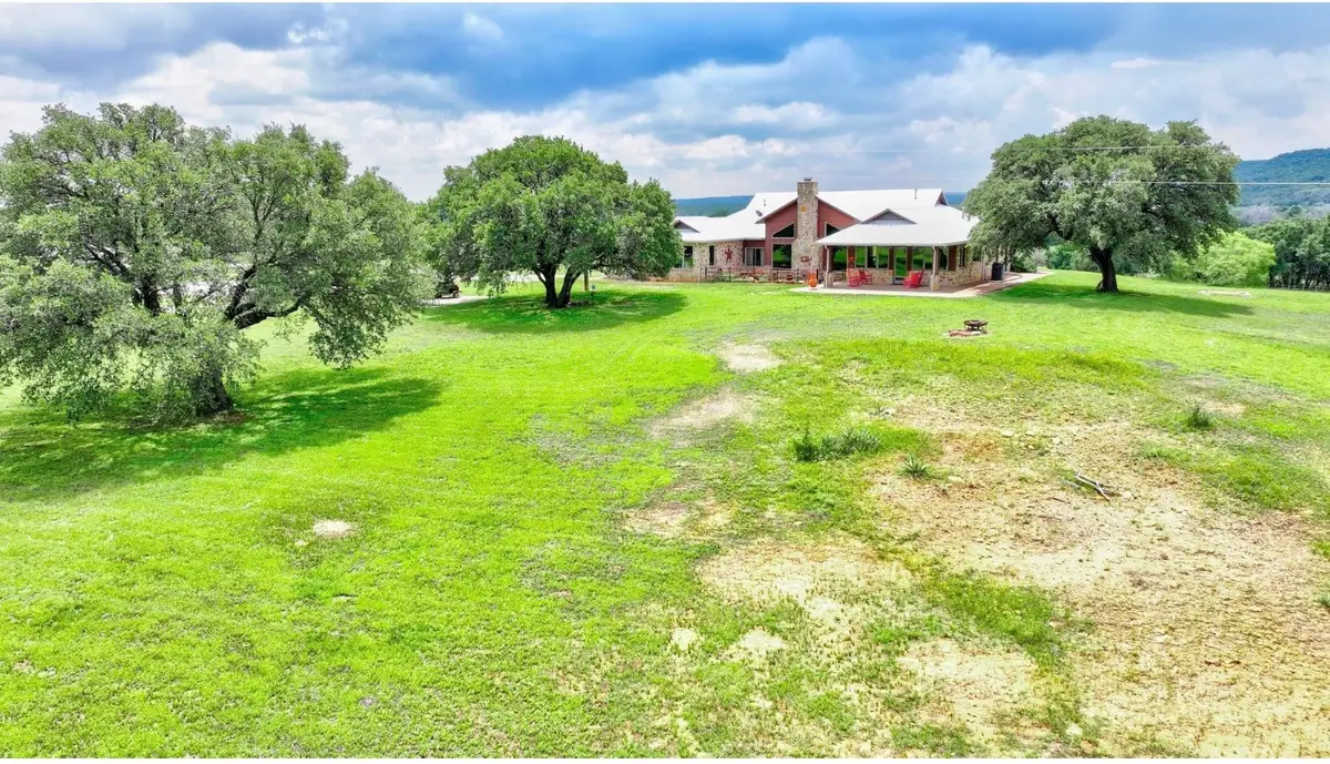 1084 Beddo Mountain, Santo, TX 76472 - #1