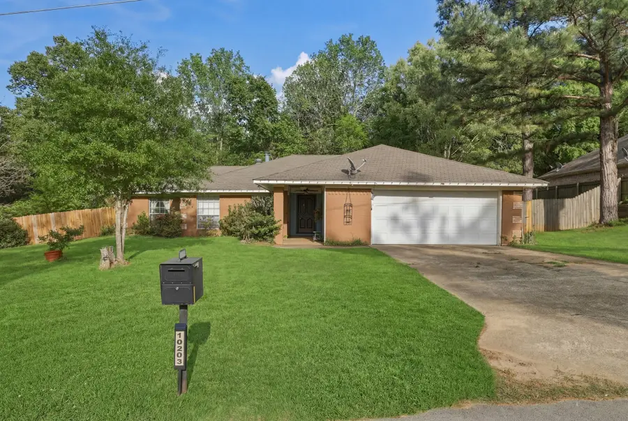 10203 Crestview Drive, Tyler, TX 75707 - #2