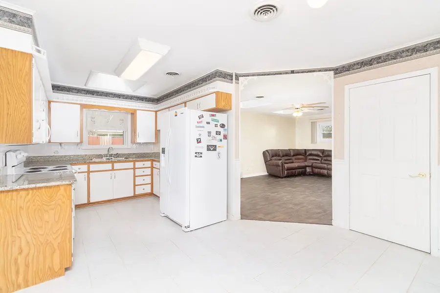 2102 S High Street, Brady, TX 76825 - #3