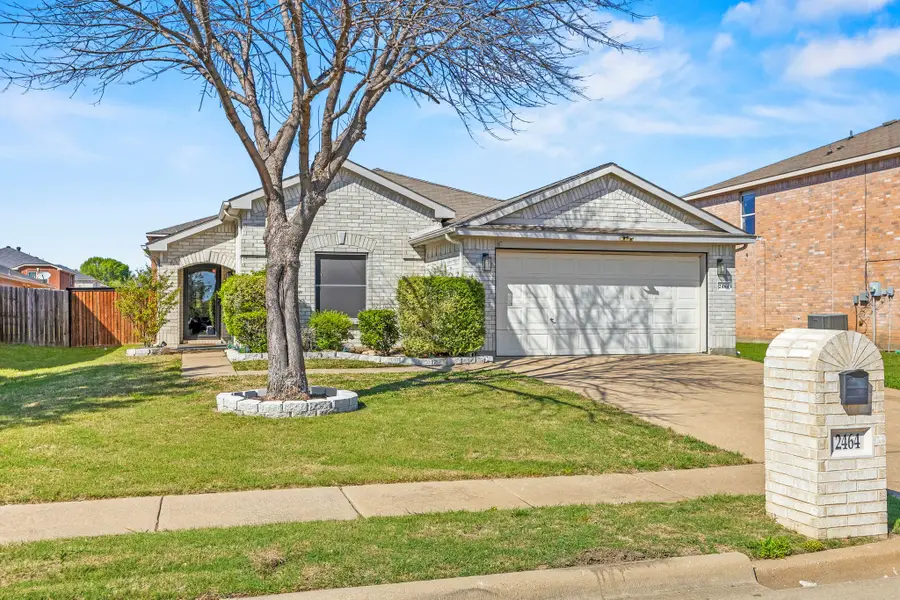 2464 Silverado Trail, Grand Prairie, TX 75052 - #2