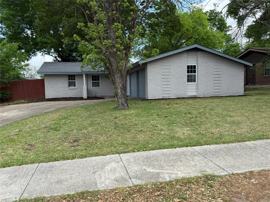 2010 Durham Street, Irving, TX 75062 - #2