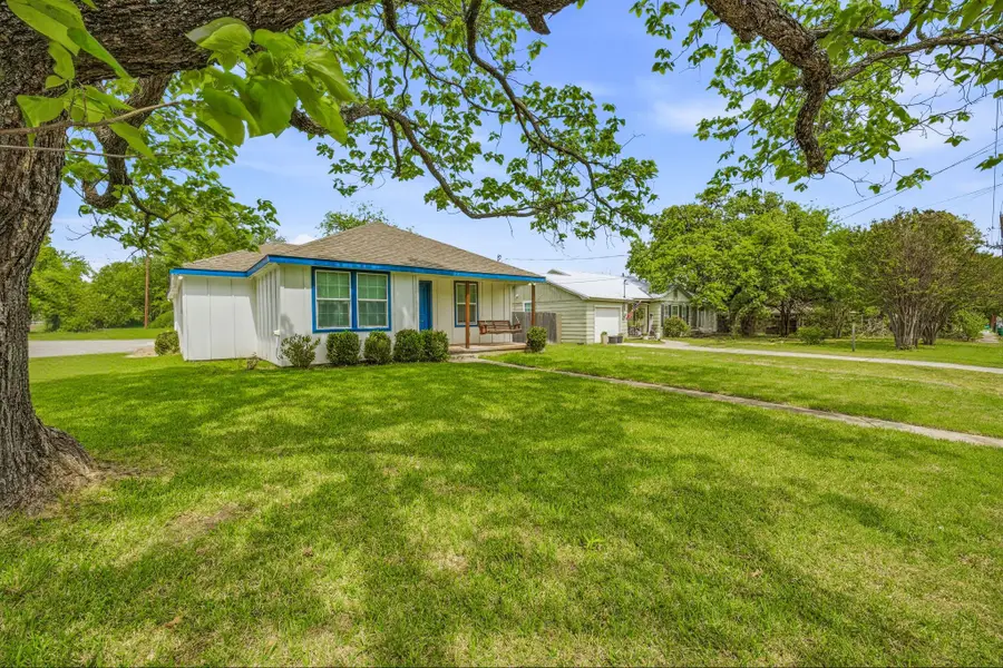 1037 W Frey Street, Stephenville, TX 76401 - #3