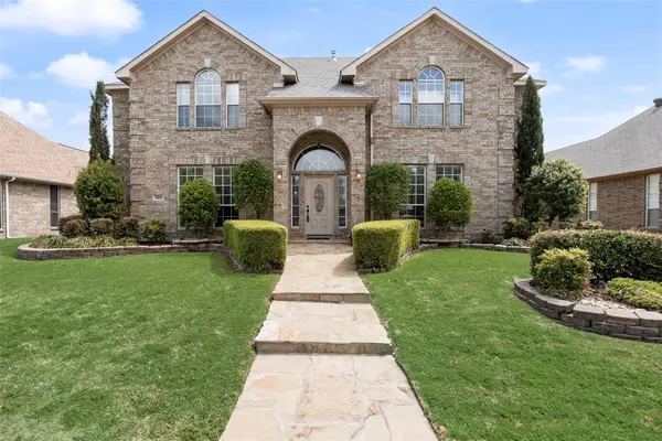 8506 Linda Vista Drive, Rowlett, TX 75088