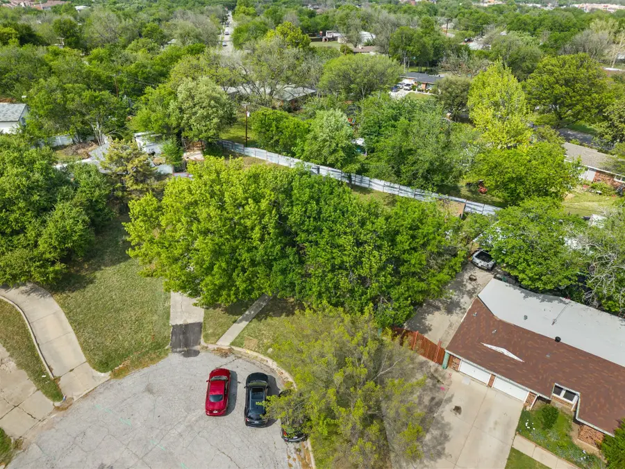 3154 Chamness Court, Haltom City, TX 76117 - #3