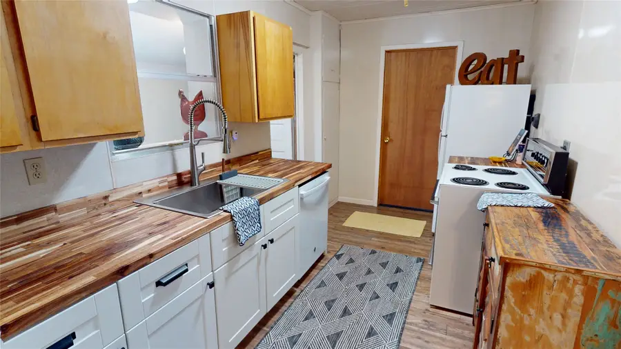 12236 1st Katemcy Street, Mason East, TX 76825 - #3