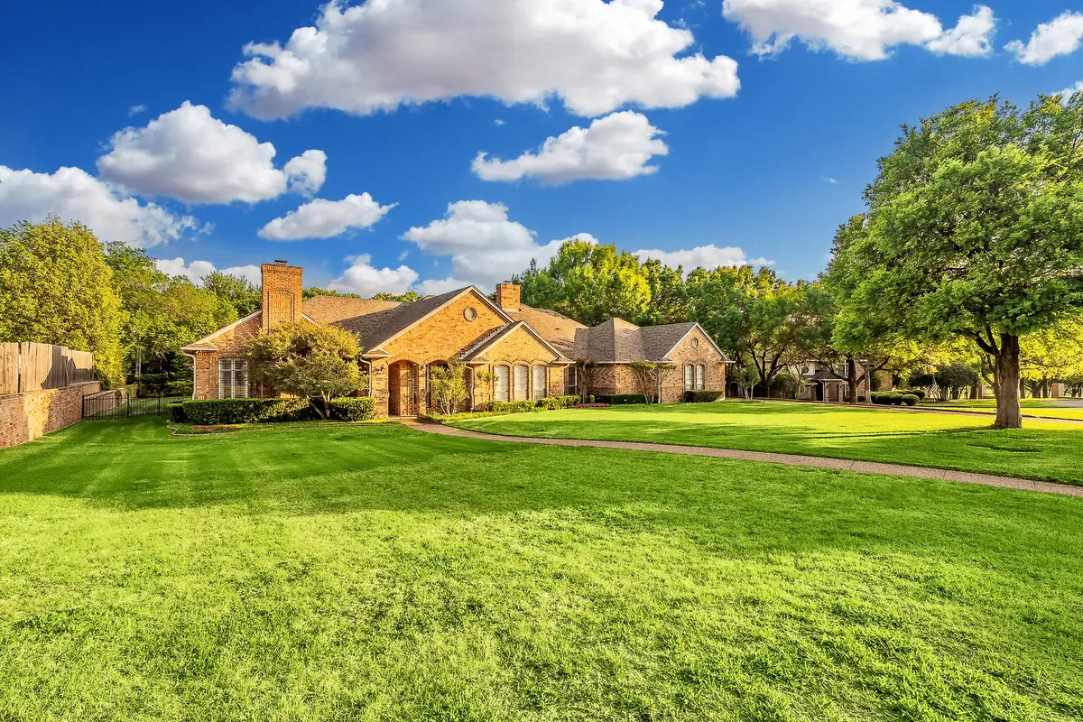 2908 Oak Trail Court, Dalworthington Gardens, TX 76016 - #1