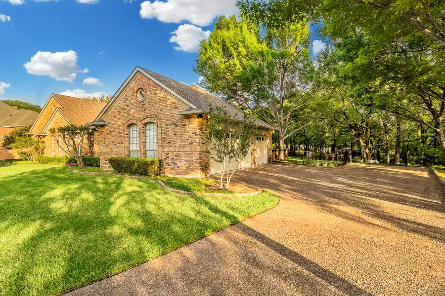 2908 Oak Trail Court, Dalworthington Gardens, TX 76016 - #3
