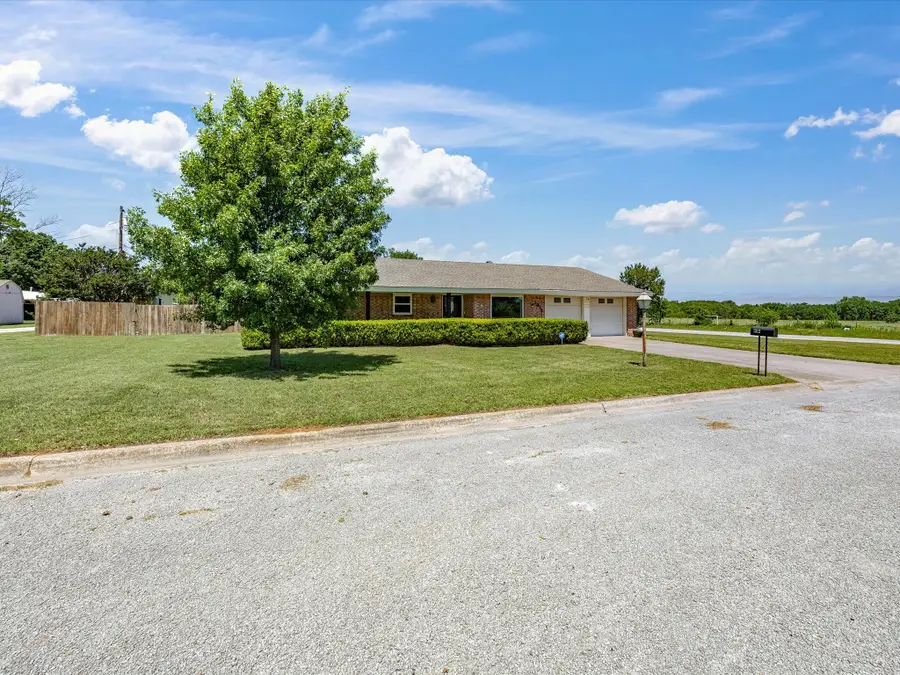 1312 Rock Street, Bowie, TX 76230 - #3