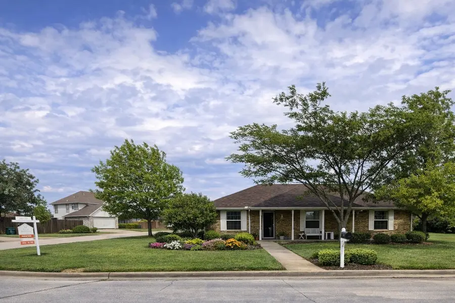 304 Johnston Boulevard, Waxahachie, TX 75165 - #2