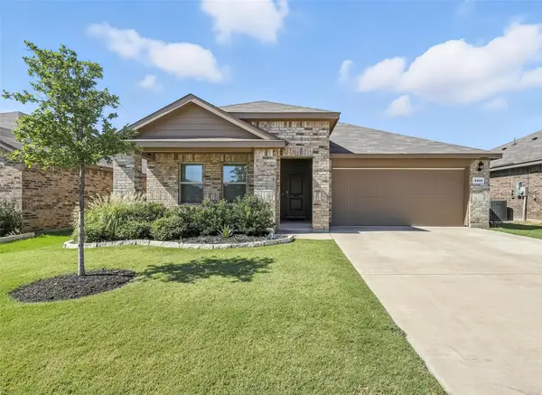 3441 Valley Bend Drive, Fort Worth, TX 76123