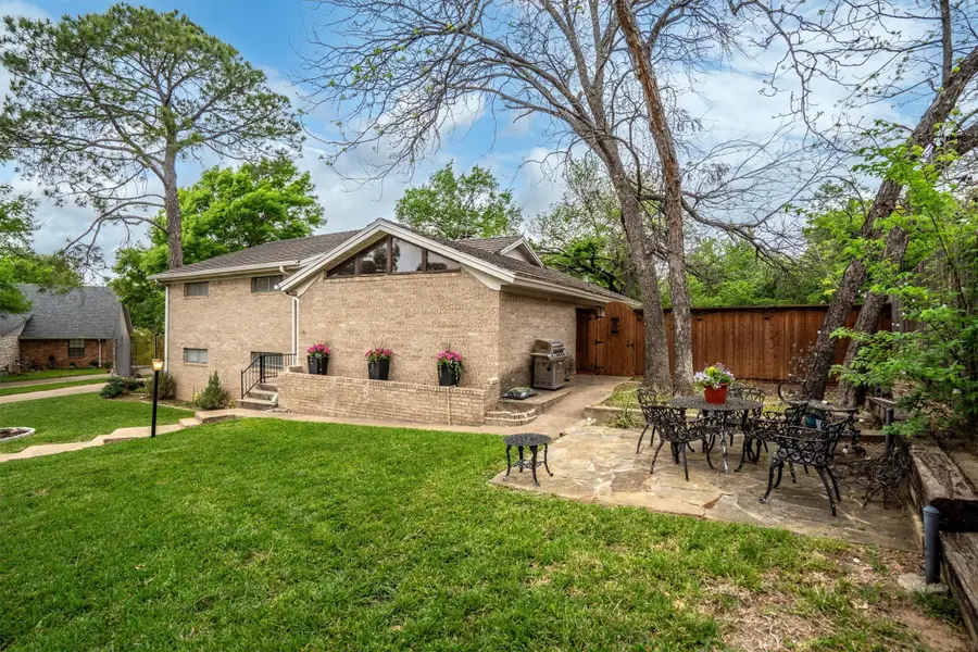 632 Caduceus Court, Hurst, TX 76053 - #2