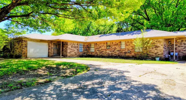 128 Campbell Street, DeSoto, TX 75115