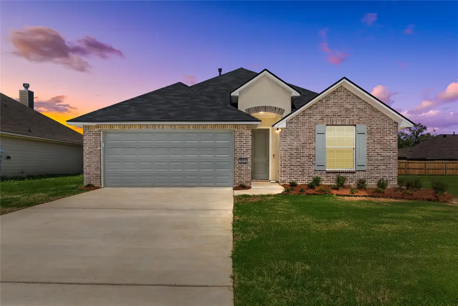 5614 Red Pine Street, Shreveport, LA 71129 - #2