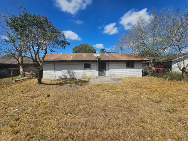644 W Ligustrum Boulevard, Robstown, TX 78380 - #2