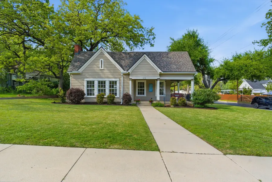 502 W Josephine Street, Weatherford, TX 76086 - #3