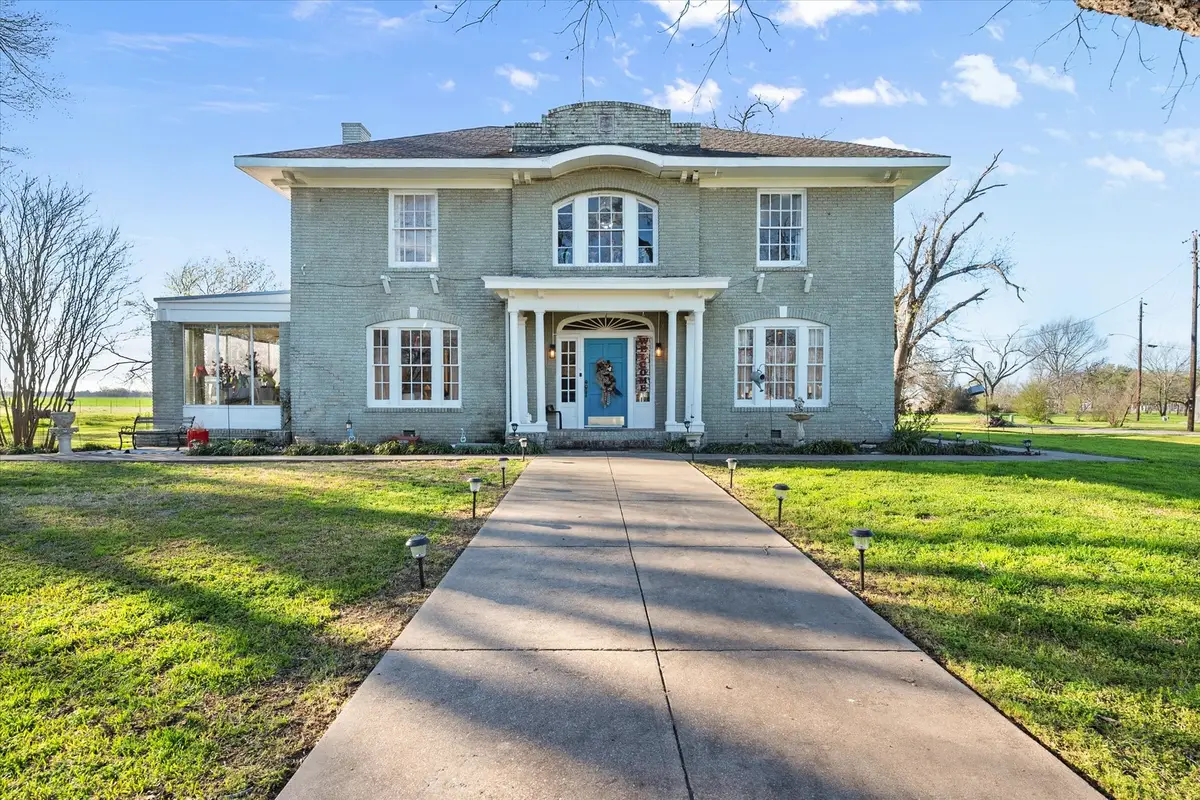 300 5th Street, Kerens, TX 75144 - #1