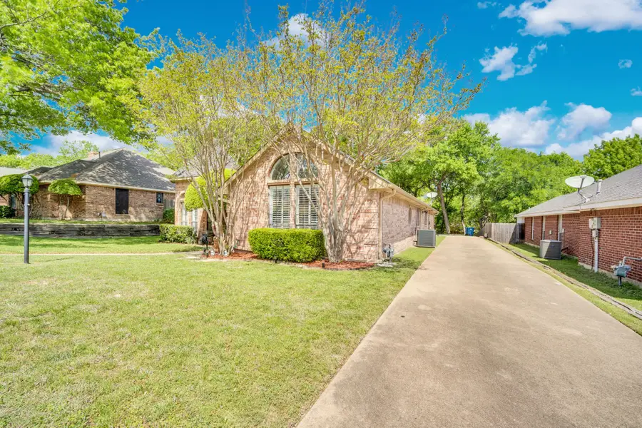 1105 Crestwood Court, Desoto, TX 75115 - #3