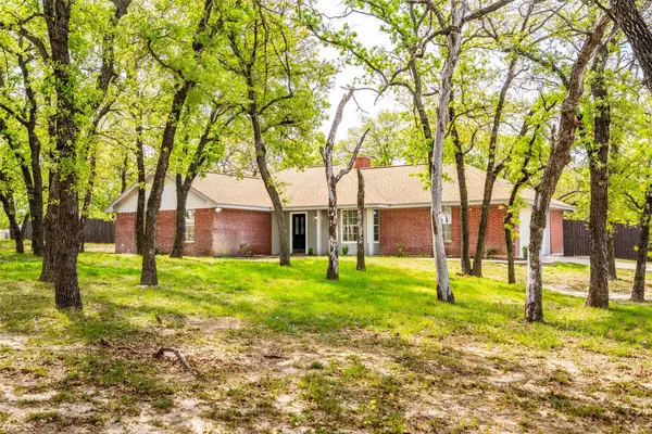 685 County Road 3673, Paradise, TX 76073