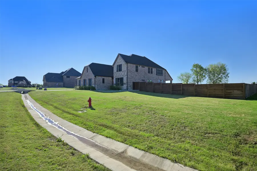 1114 Cedar Street, Howe, TX 75459 - #2