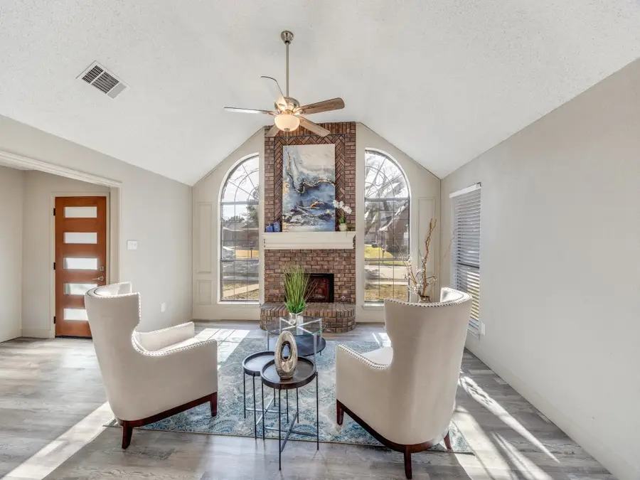 1581 Glenmore Drive, Lewisville, TX 75077 - #2