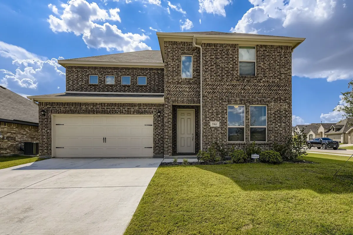 5961 Halls Lake Loop, Fort Worth, TX 76179 - #1