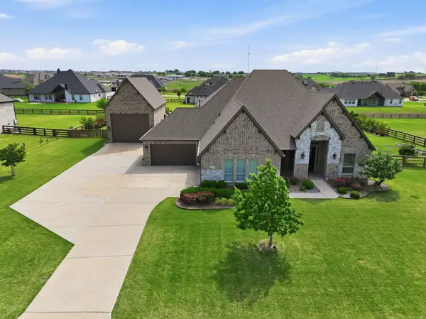 517 Westcreek Lane, Northlake, TX 76226