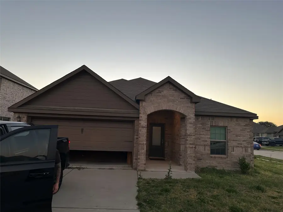 1009 Tumbleweed Trail, Crowley, TX 76036 - #2