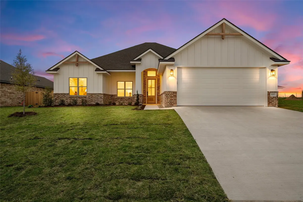 1333 Red Rock Road, Hewitt, TX 76643 - #1