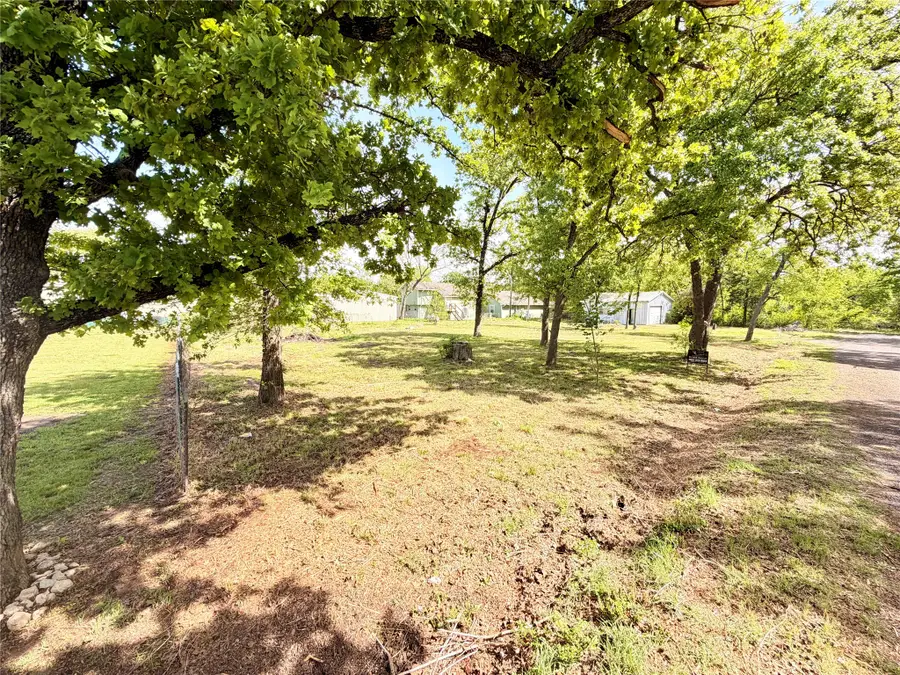 10 George A Green Drive, Gordonville, TX 76245 - #2