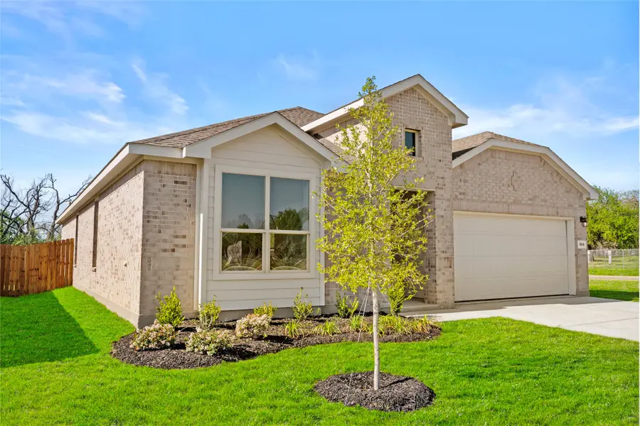 904 Traction Trail, Cleburne, TX 76031 - #2