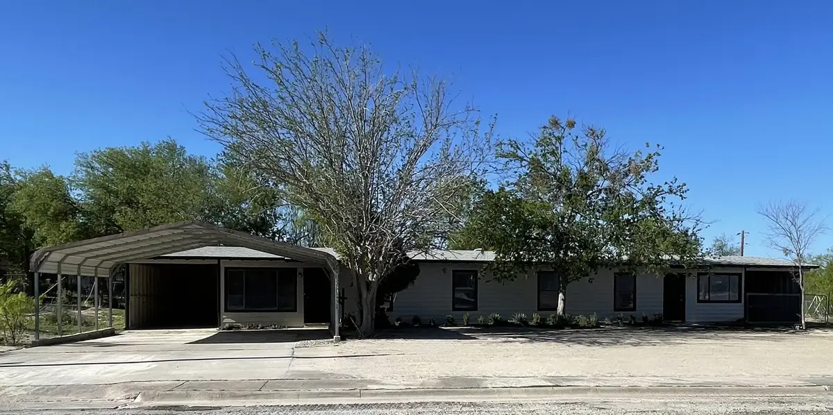 337-339 Long Drive, Del Rio, TX 78840 - #1