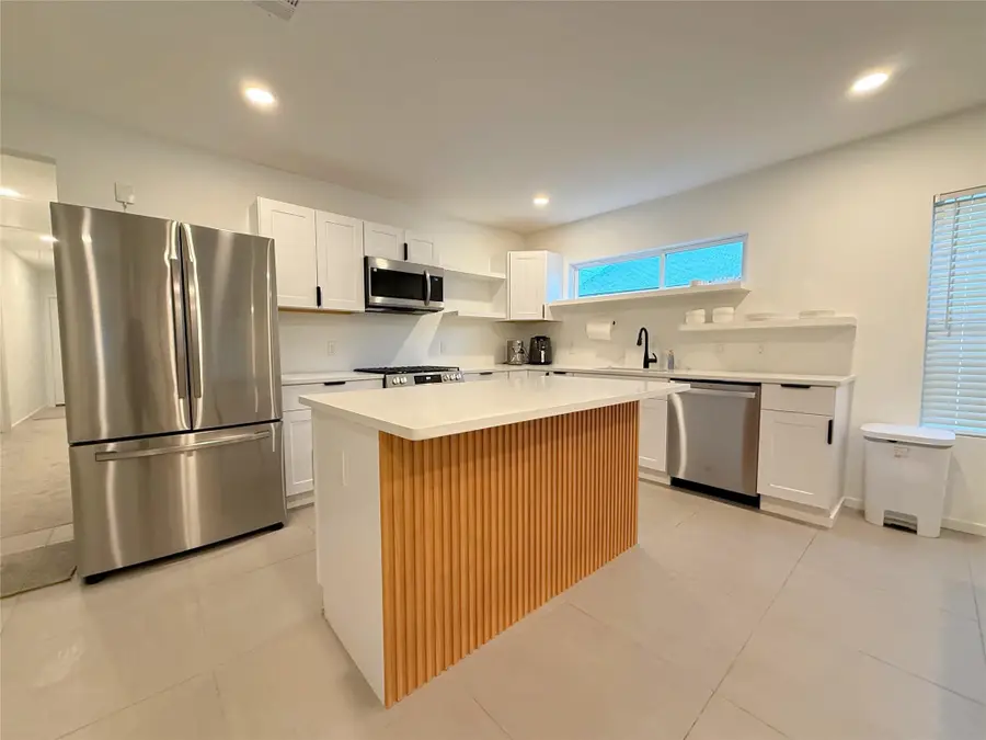 5227 Saint Charles Avenue, Dallas, TX 75223 - #3