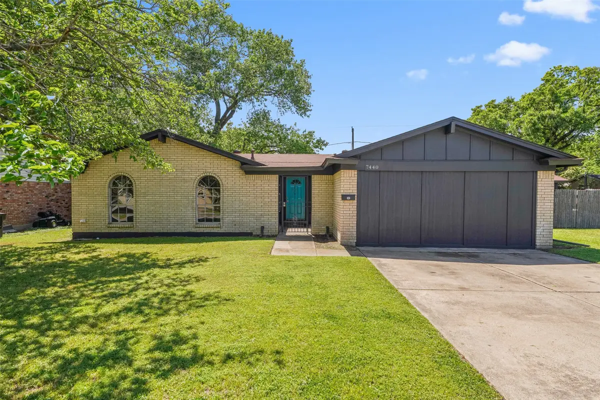 7440 Beckwood Drive, Fort Worth, TX 76112 - #1