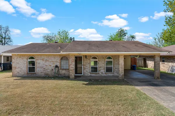 2102 Orbit Drive, Bossier City, LA 71112