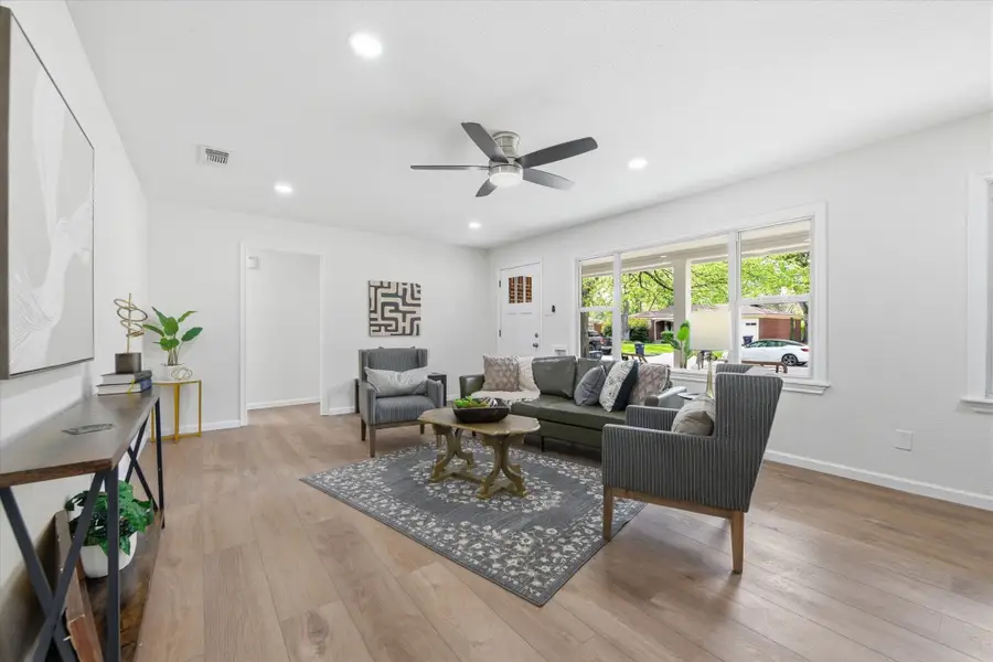 5436 Santa Barbara Avenue, Fort Worth, TX 76114 - #3