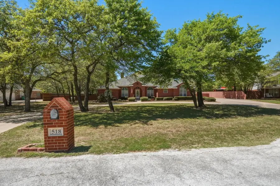 518 Robin Hood Court, Clyde, TX 79510 - #2