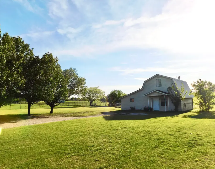 31 Rogers Circle, Krum, TX 76249 - #2