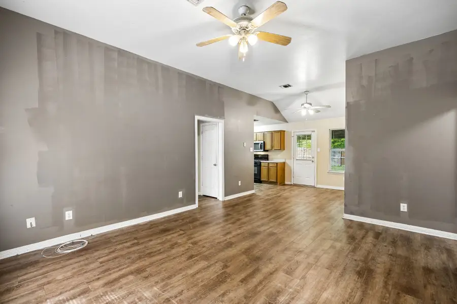 303 Vista Ridge Drive, Venus, TX 76084 - #3