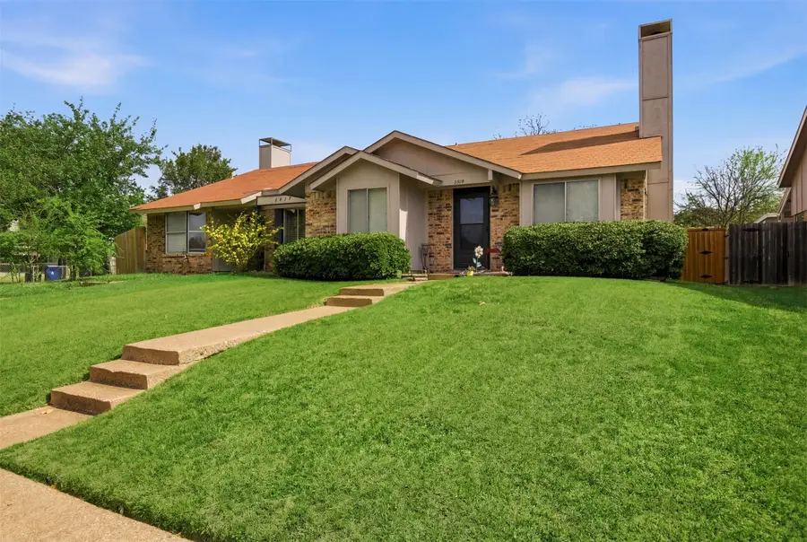 3919 Queens Court, Garland, TX 75043 - #2