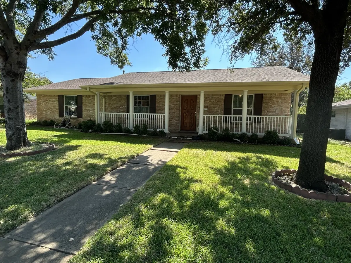 4122 W Rochelle Road, Irving, TX 75062 - #1